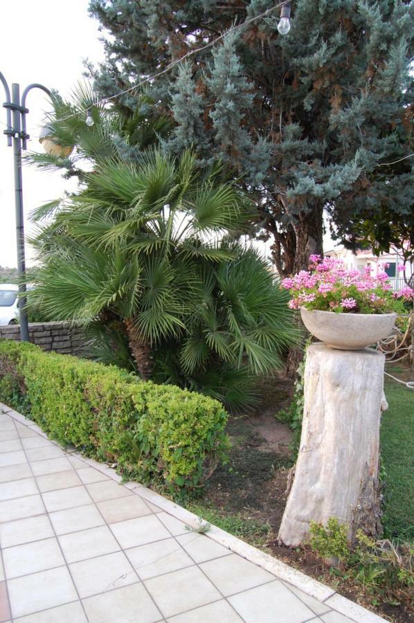 Latorraca Hotel Palazzo San Gervasio Buitenkant foto